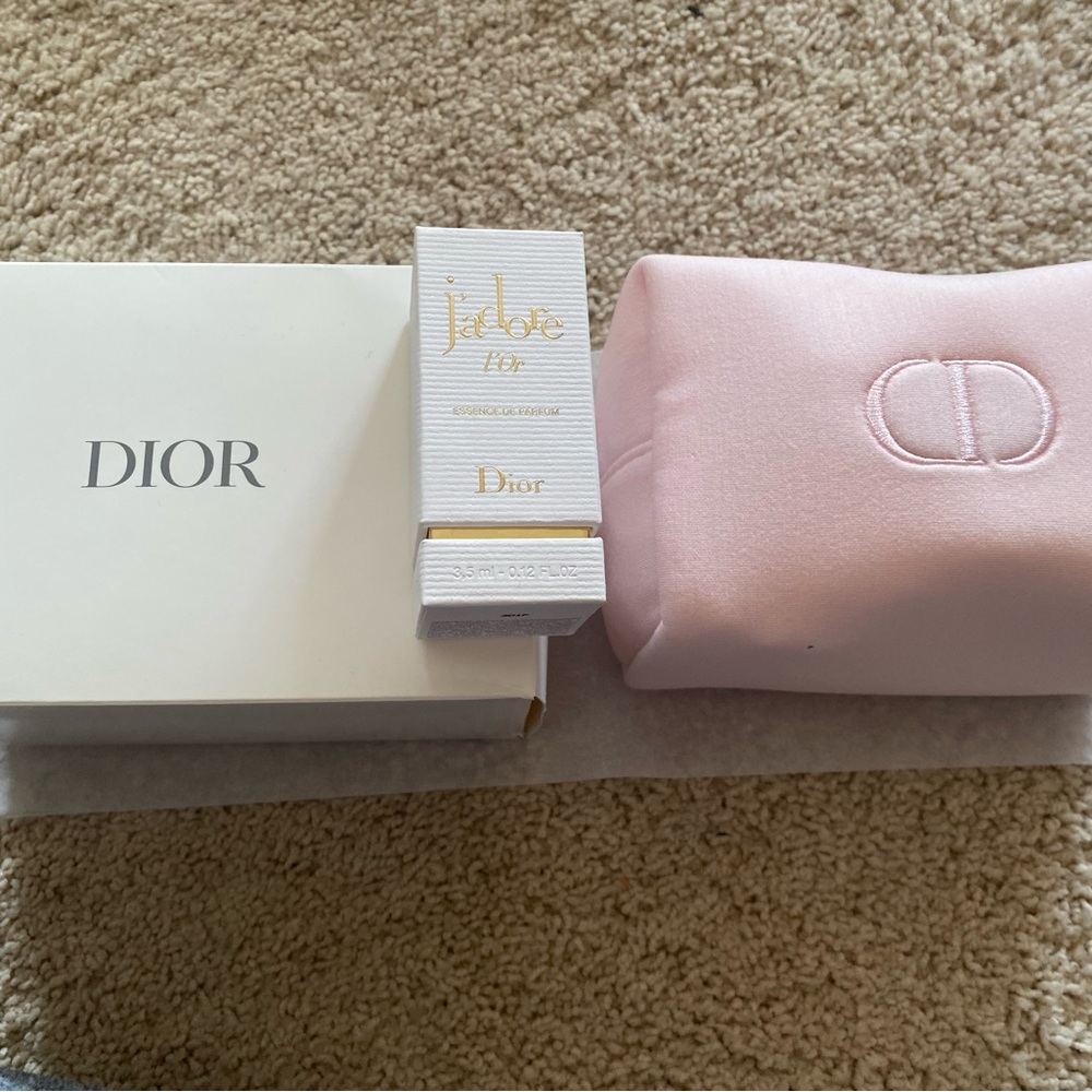 Dior J'adore Eau de Parfum with Pink Pouch